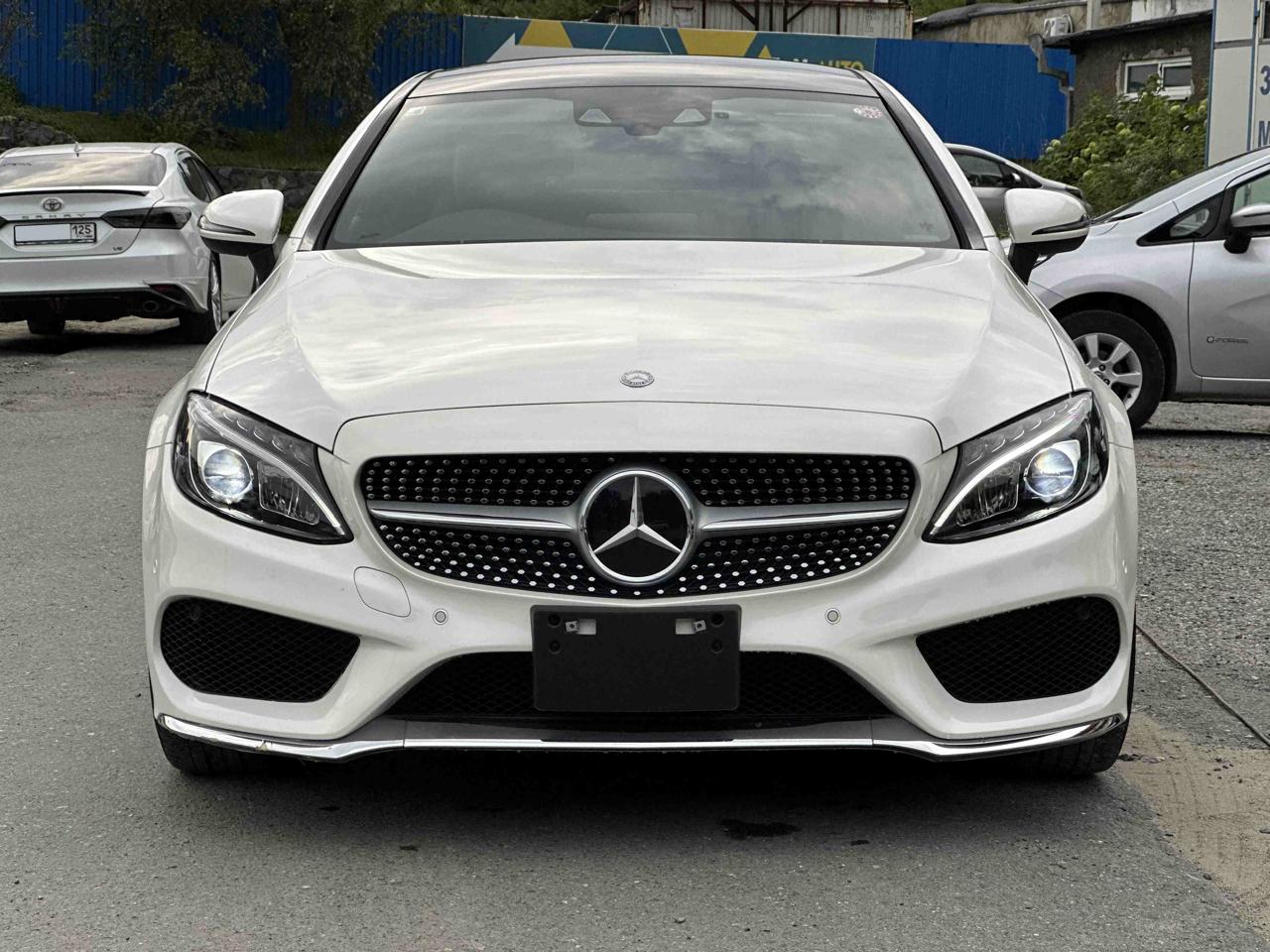 Mercedes-Benz C-Class Coupe