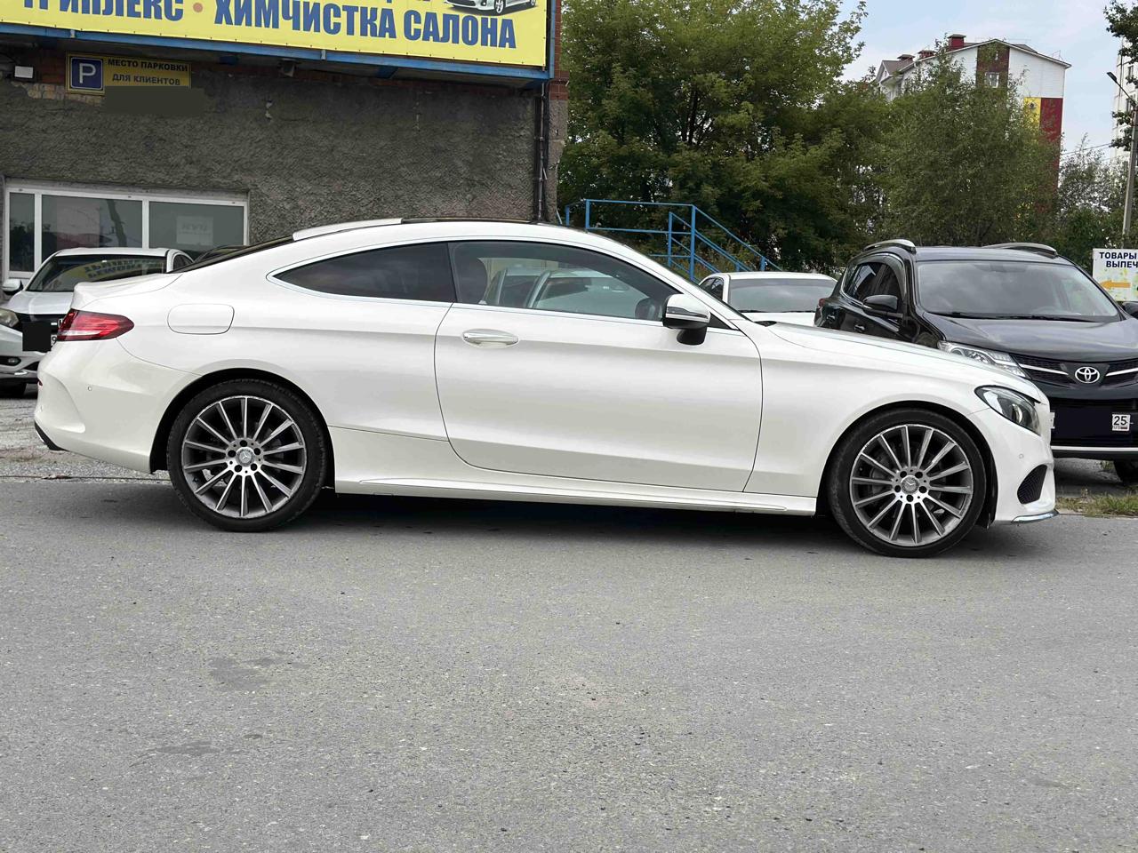 Mercedes-Benz C-Class Coupe