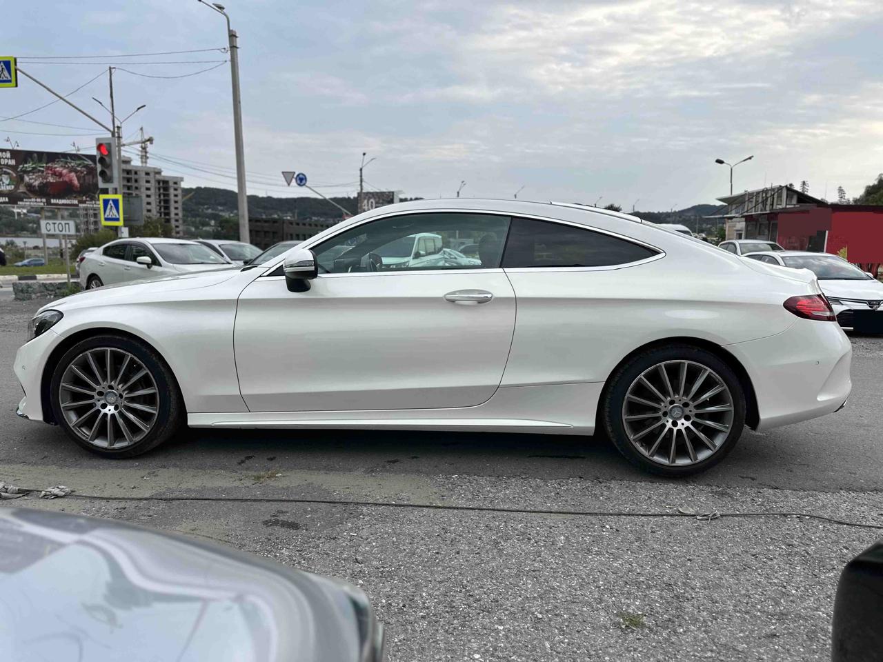 Mercedes-Benz C-Class Coupe