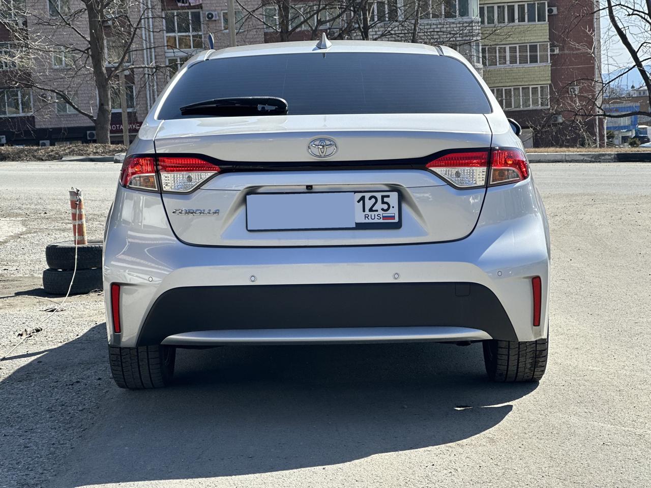 TOYOTA Corolla Sedan