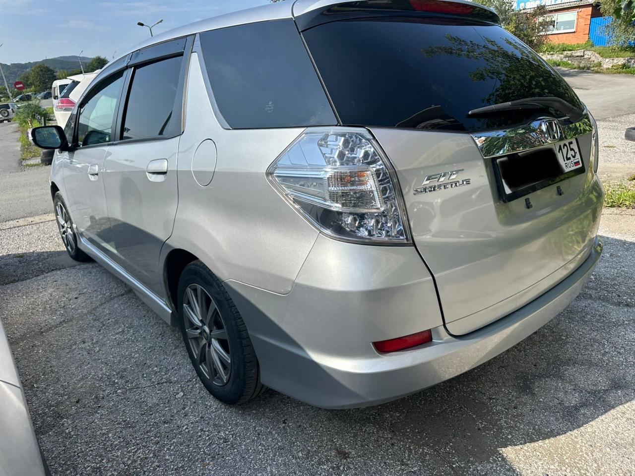 HONDA Fit Shuttle