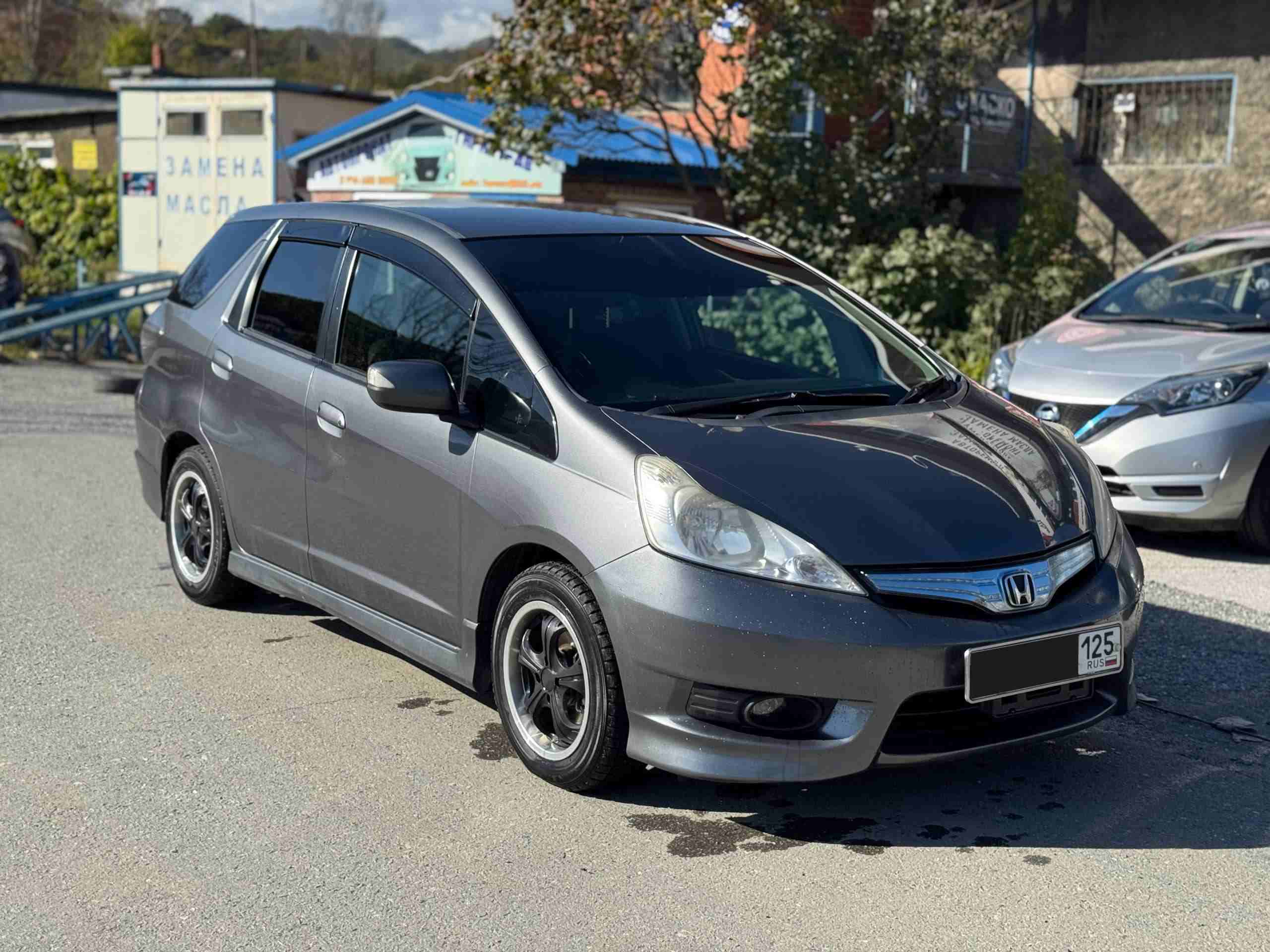 HONDA Fit Shuttle