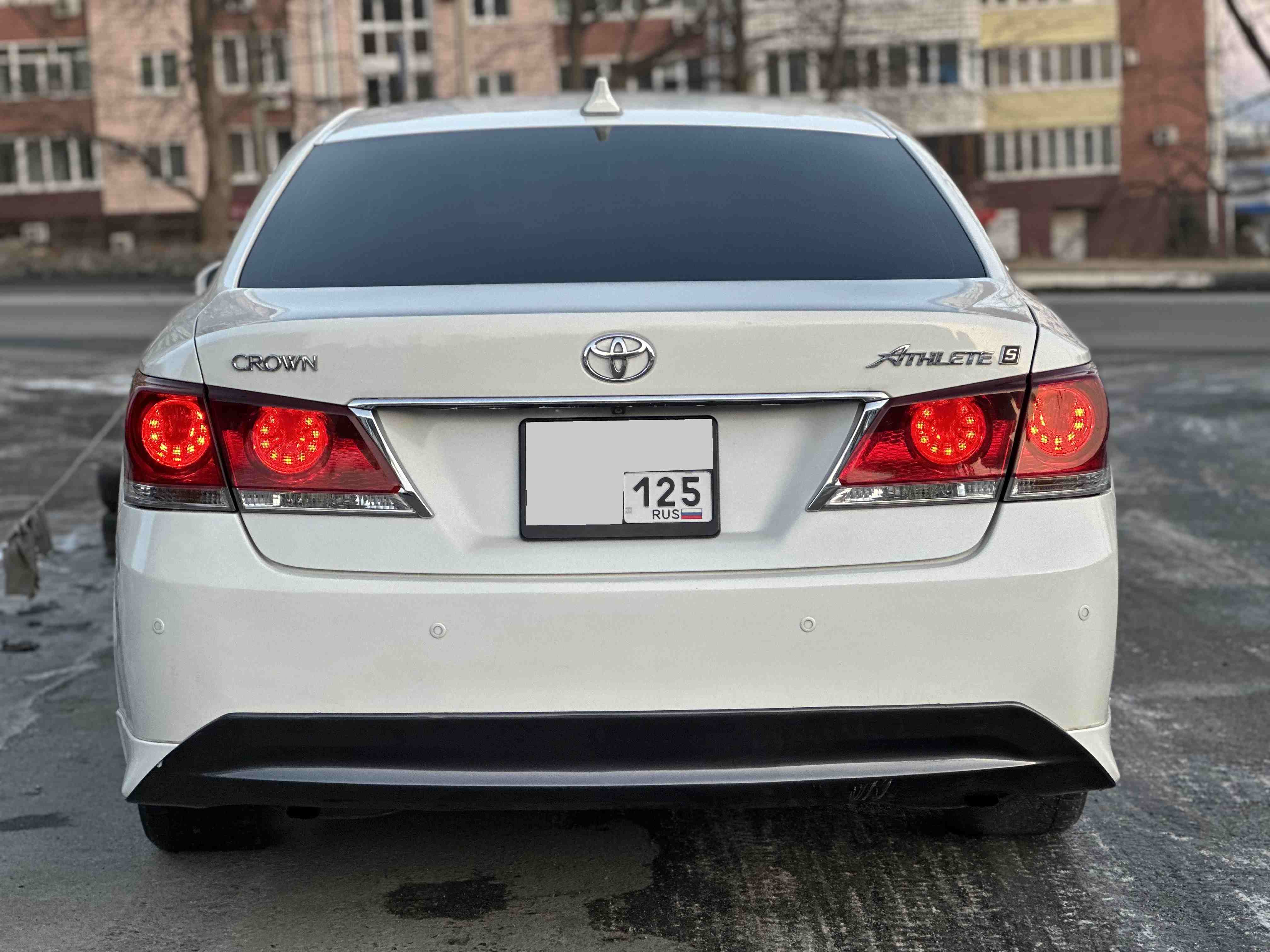 Toyota Crown Athlete S