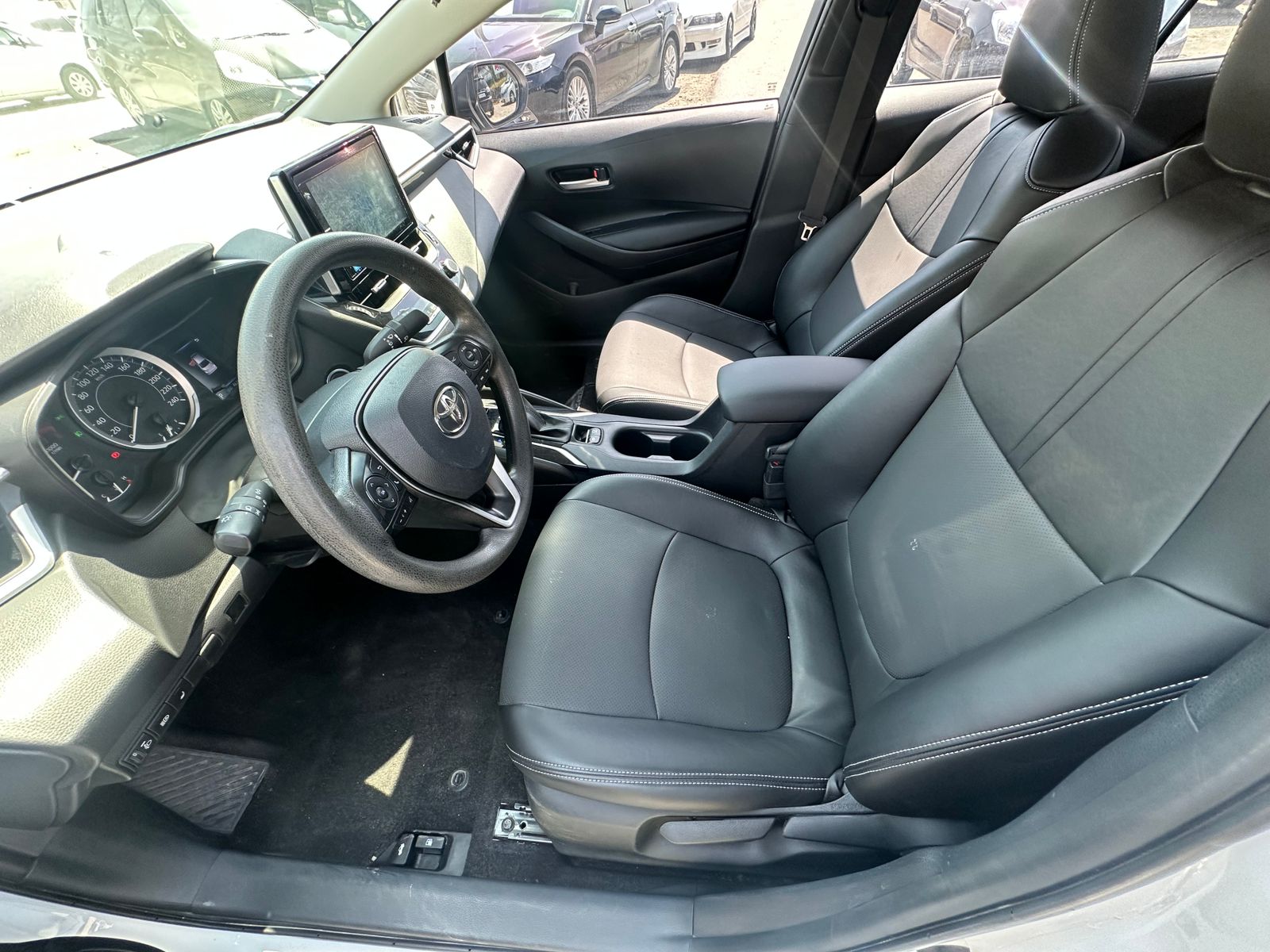 TOYOTA Corolla Sedan Левый руль