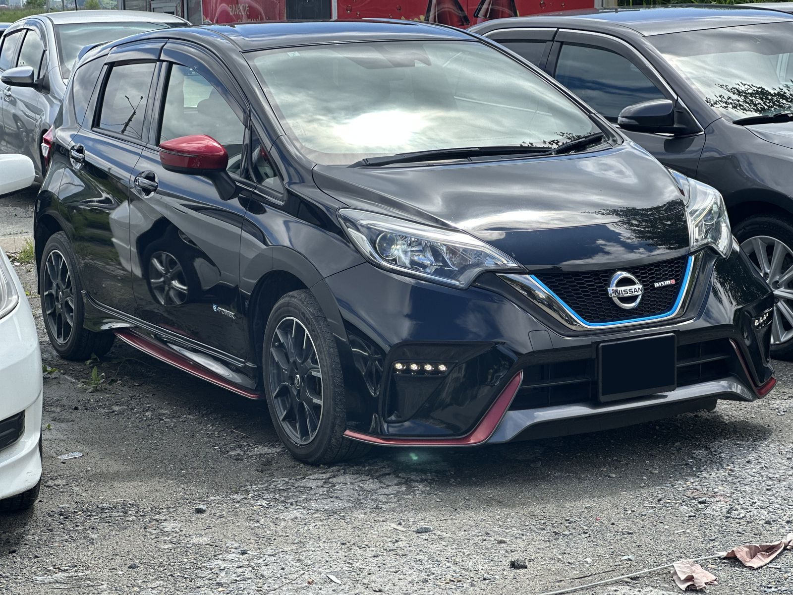 NISSAN NOTE E-POWER NISMO 2017 год