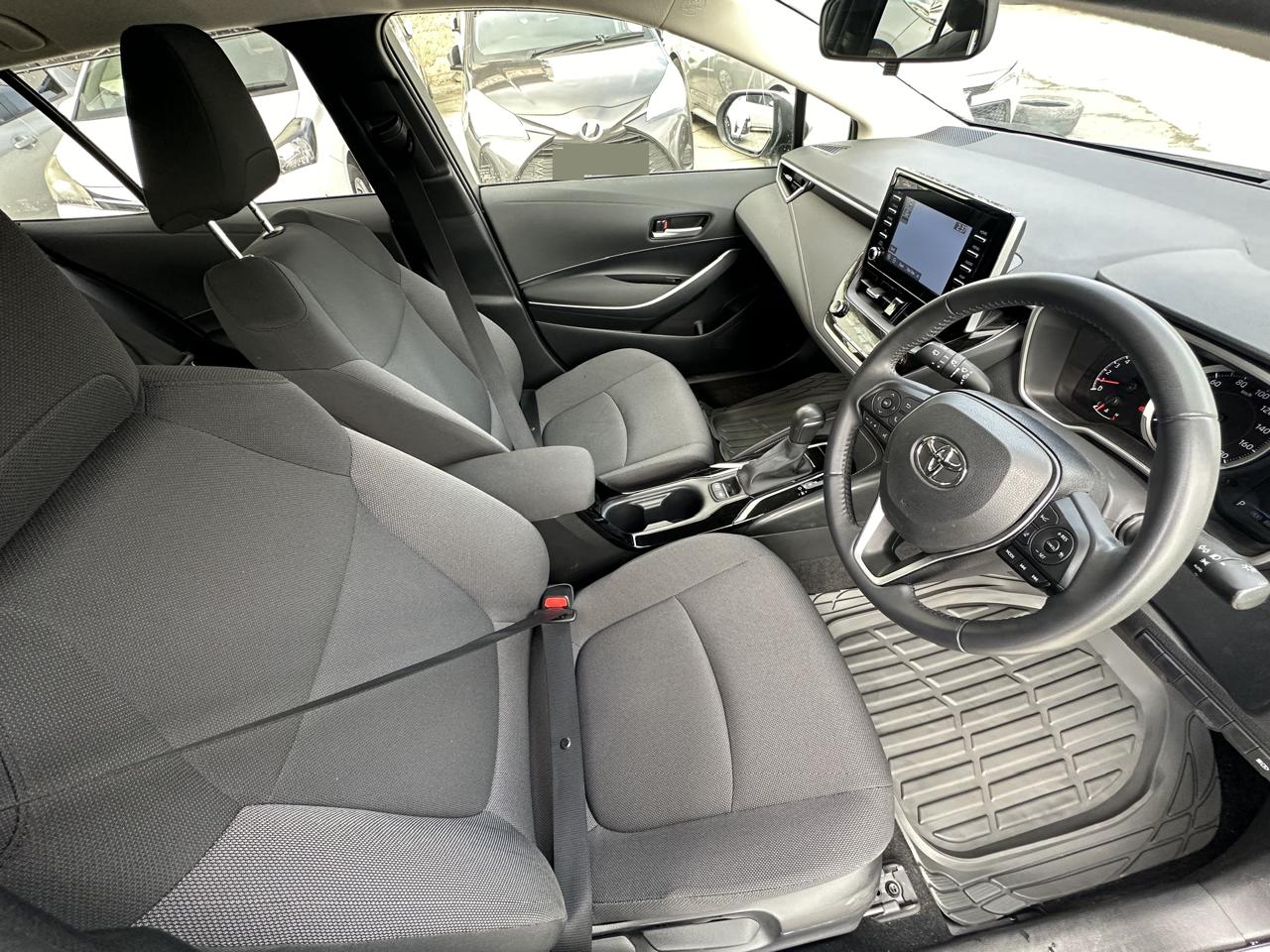 TOYOTA Corolla Touring 2020 год