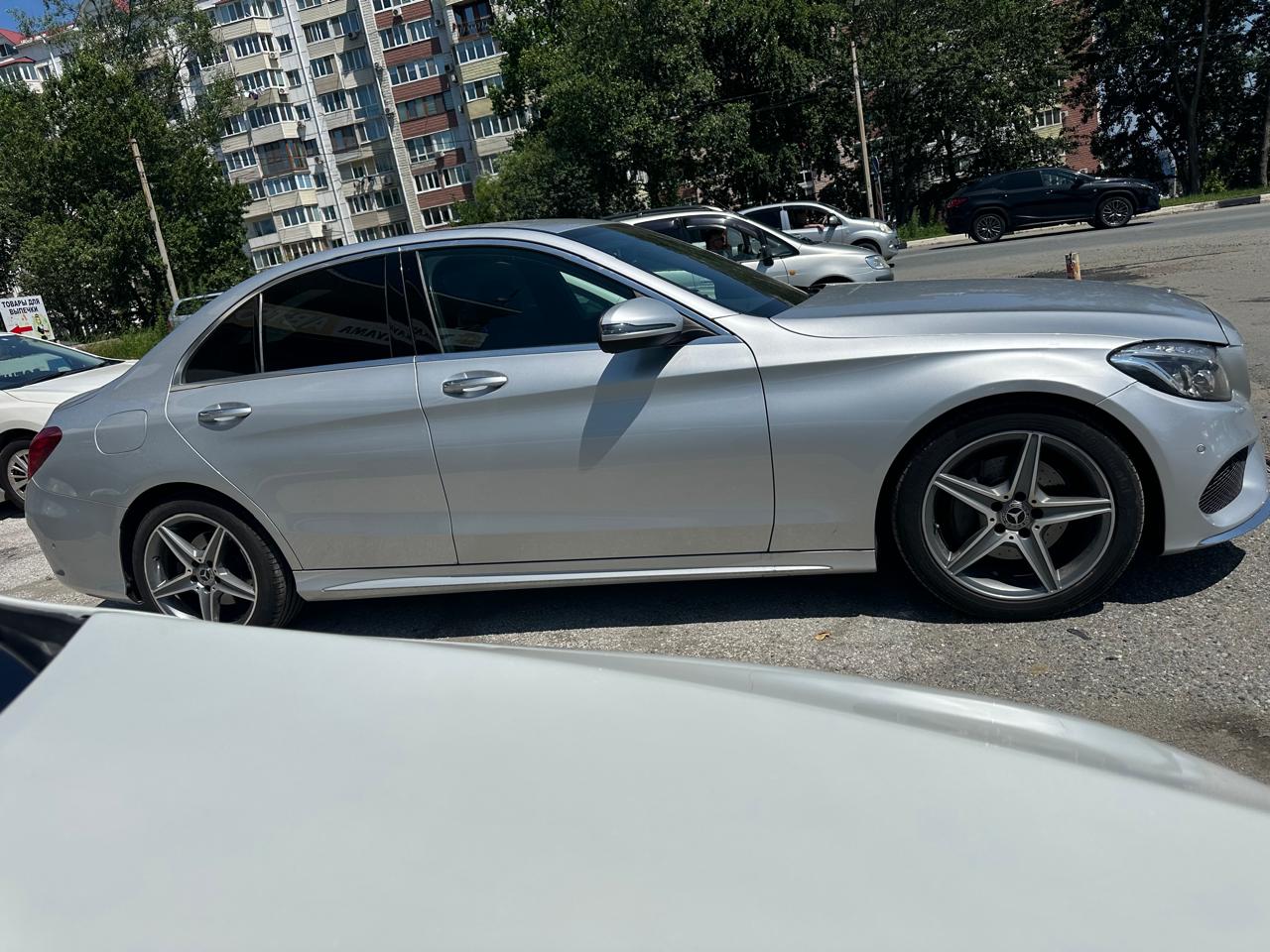 Mercedes-Benz C-Class 2017 год