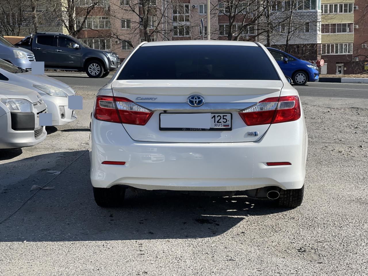 TOYOTA Camry