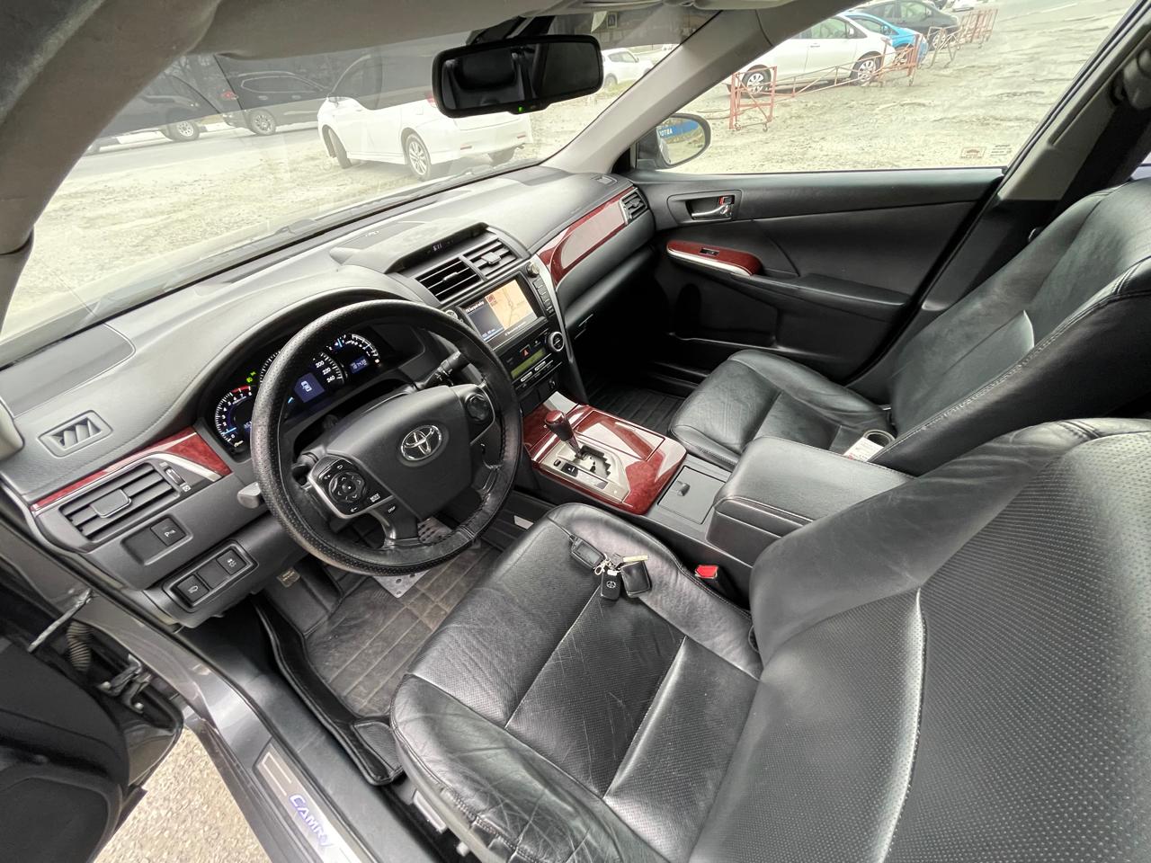 TOYOTA Camry
