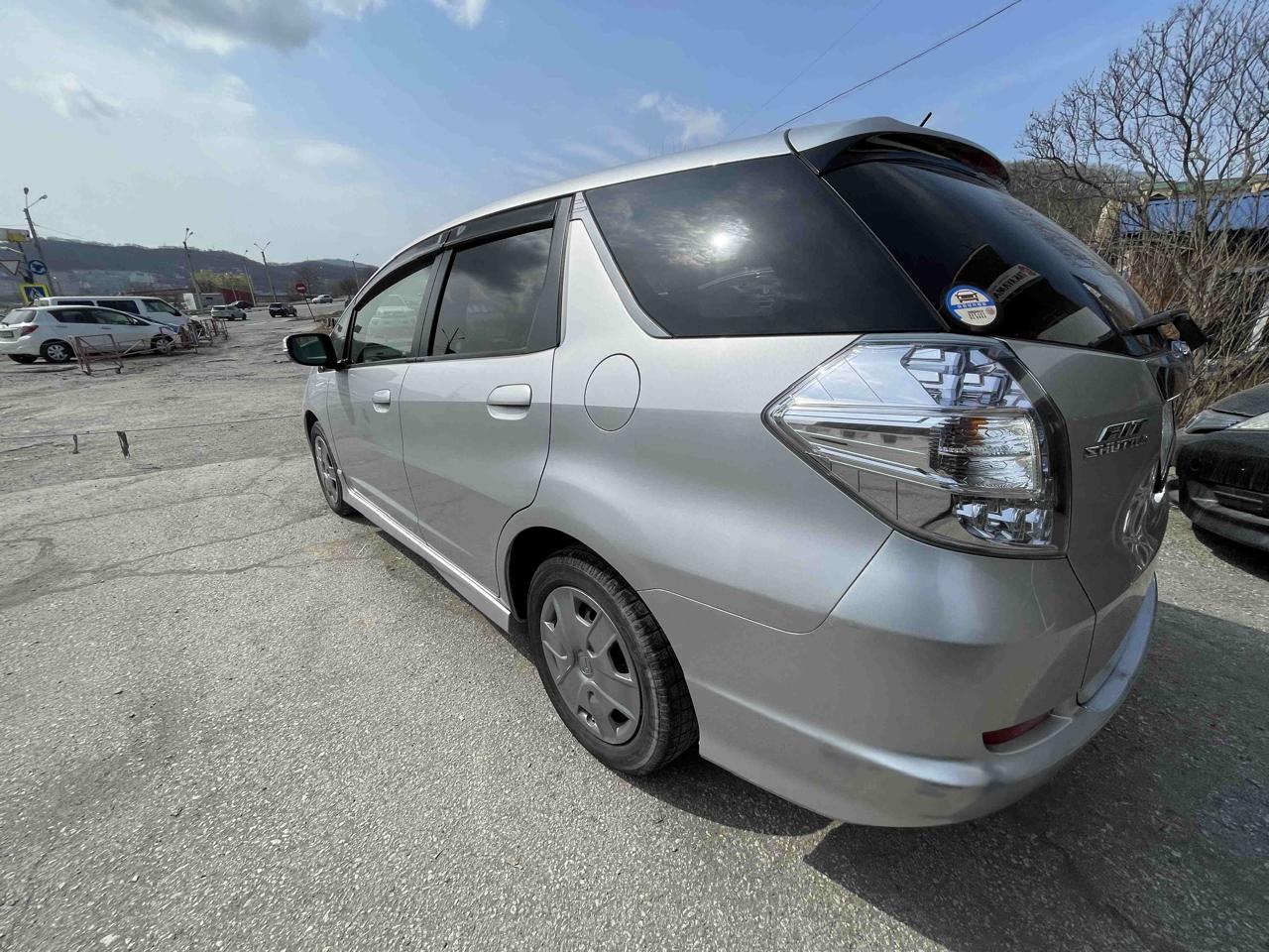 HONDA Fit Shuttle