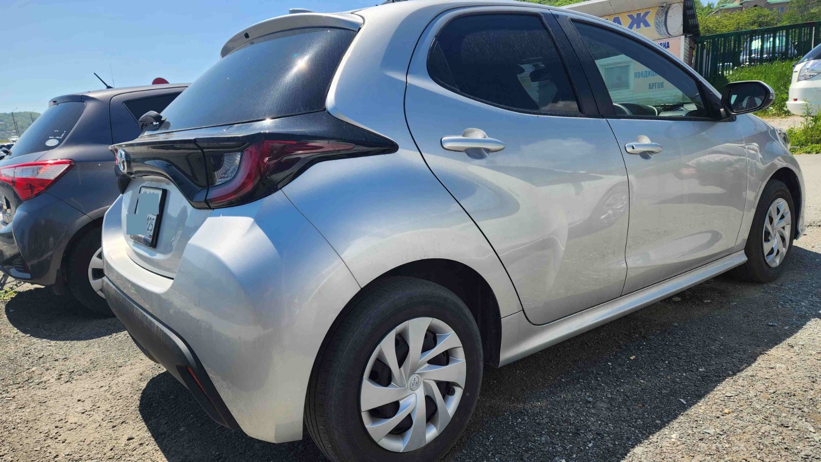 TOYOTA Yaris