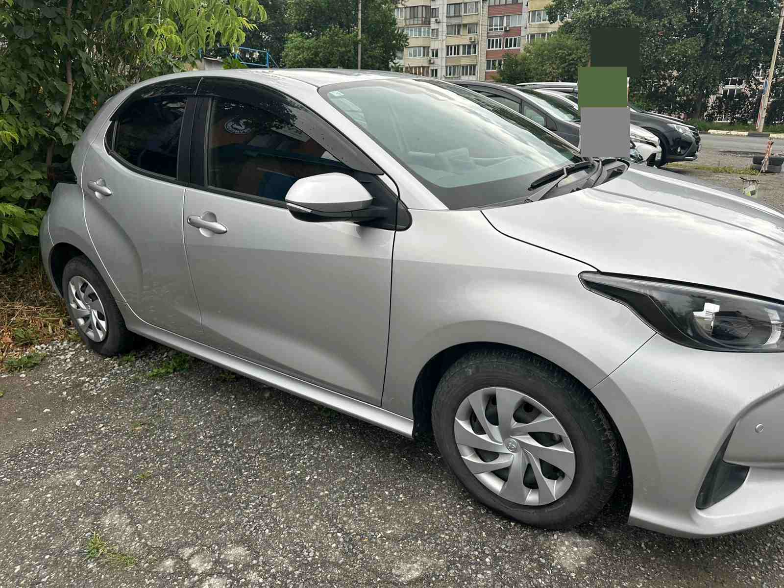 TOYOTA Yaris