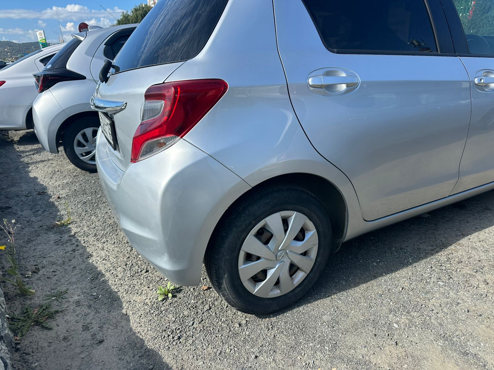 TOYOTA Vitz